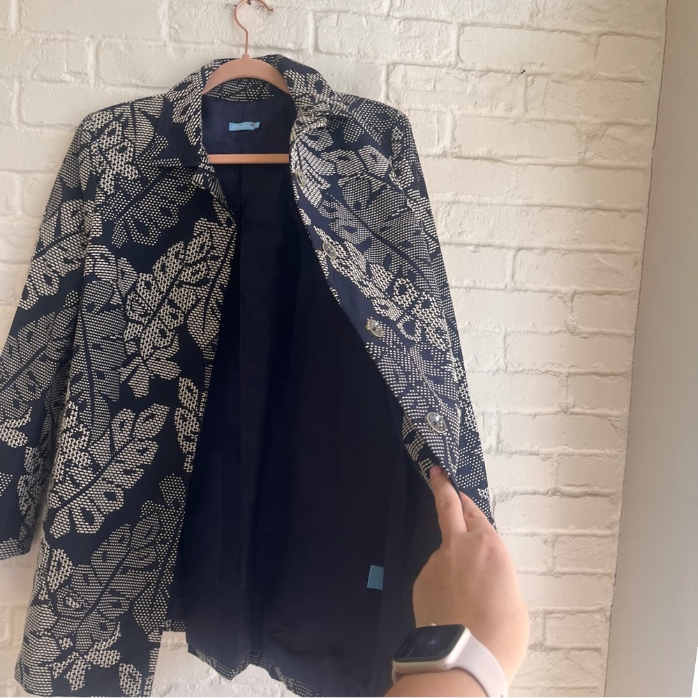 J. Mclaughlin Jacket Size Medium - image 2